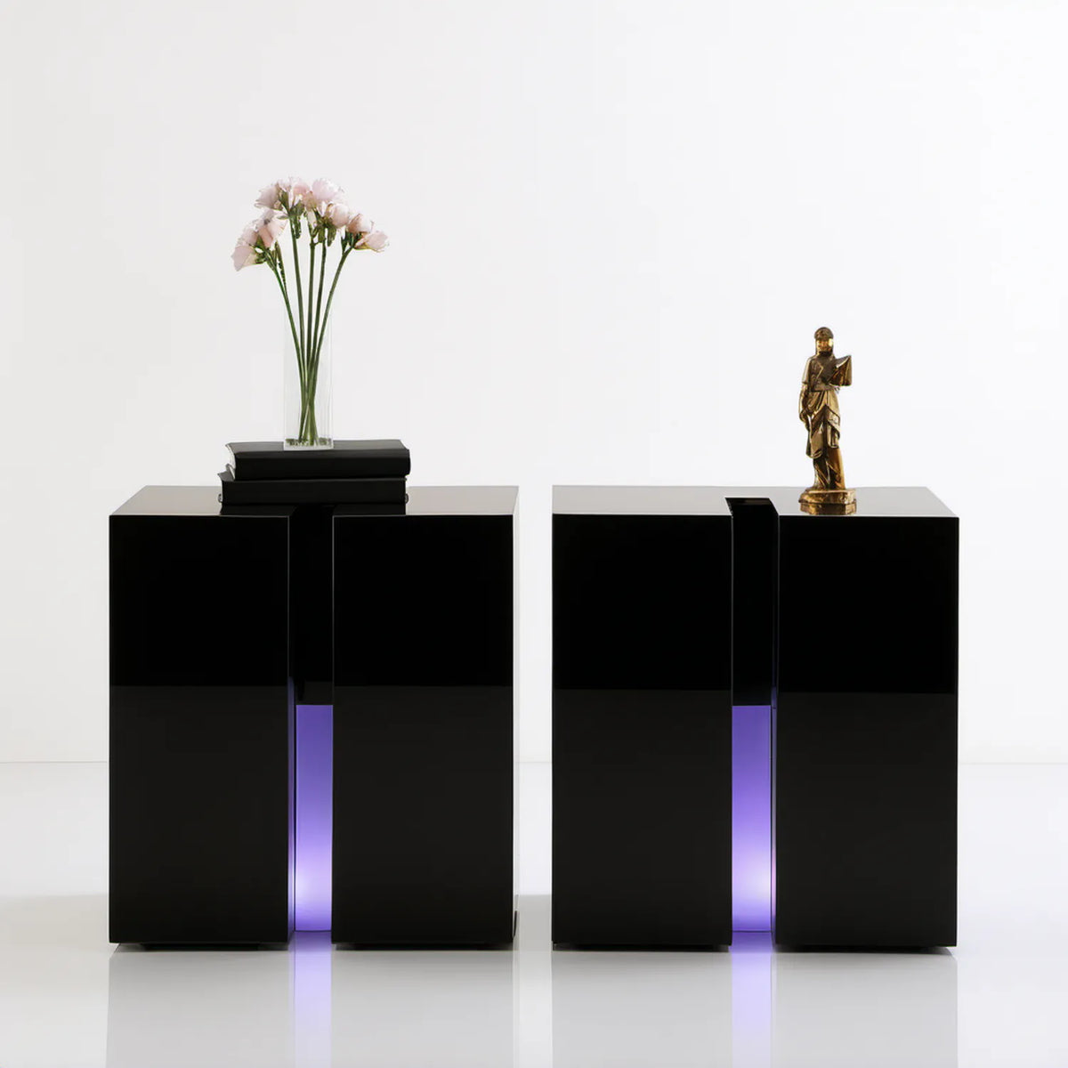 Zestaw 2 czarnych szafek nocnych LED z MDF, 40 × 35 × 65 cm